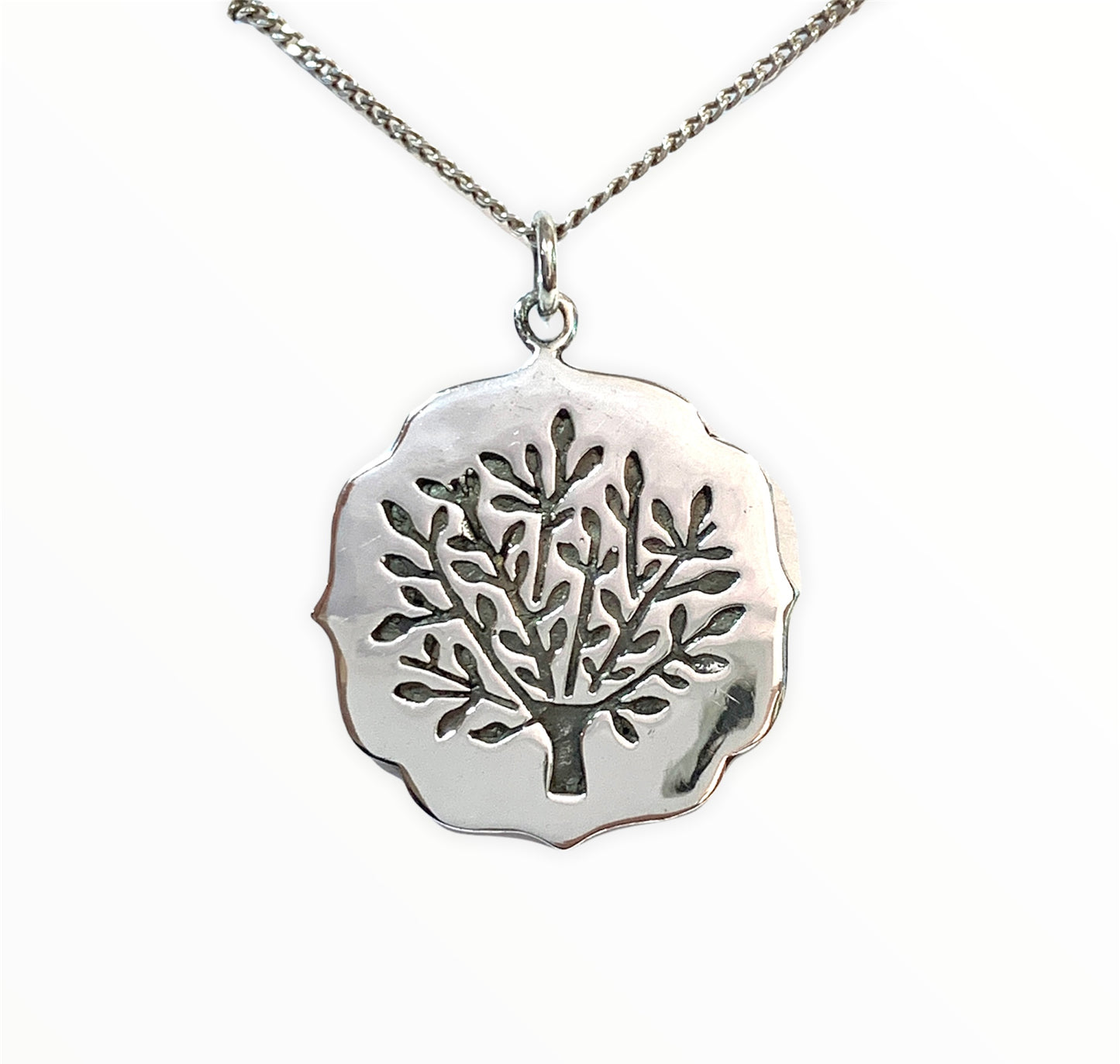 Baroque Shaped Familly Tree Pendant