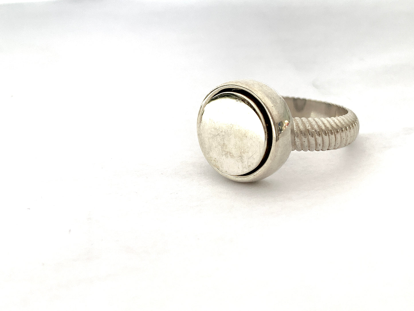 The Alluring - Gemstones & Engravable Buttons