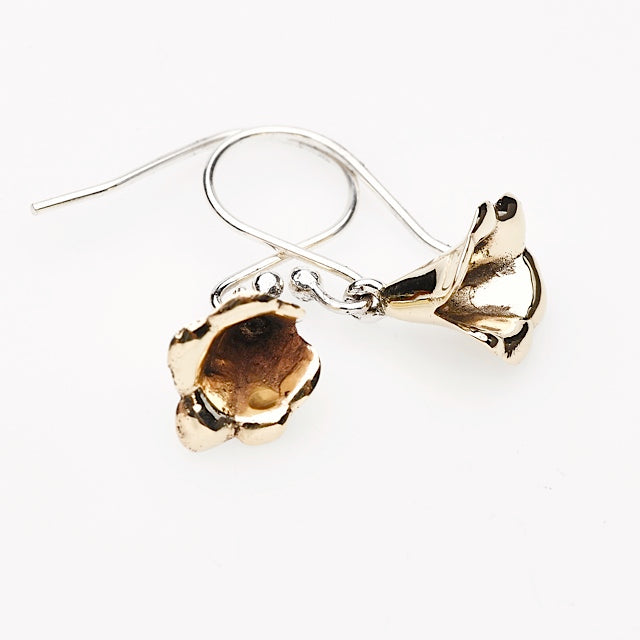 Small Lilly Earrings