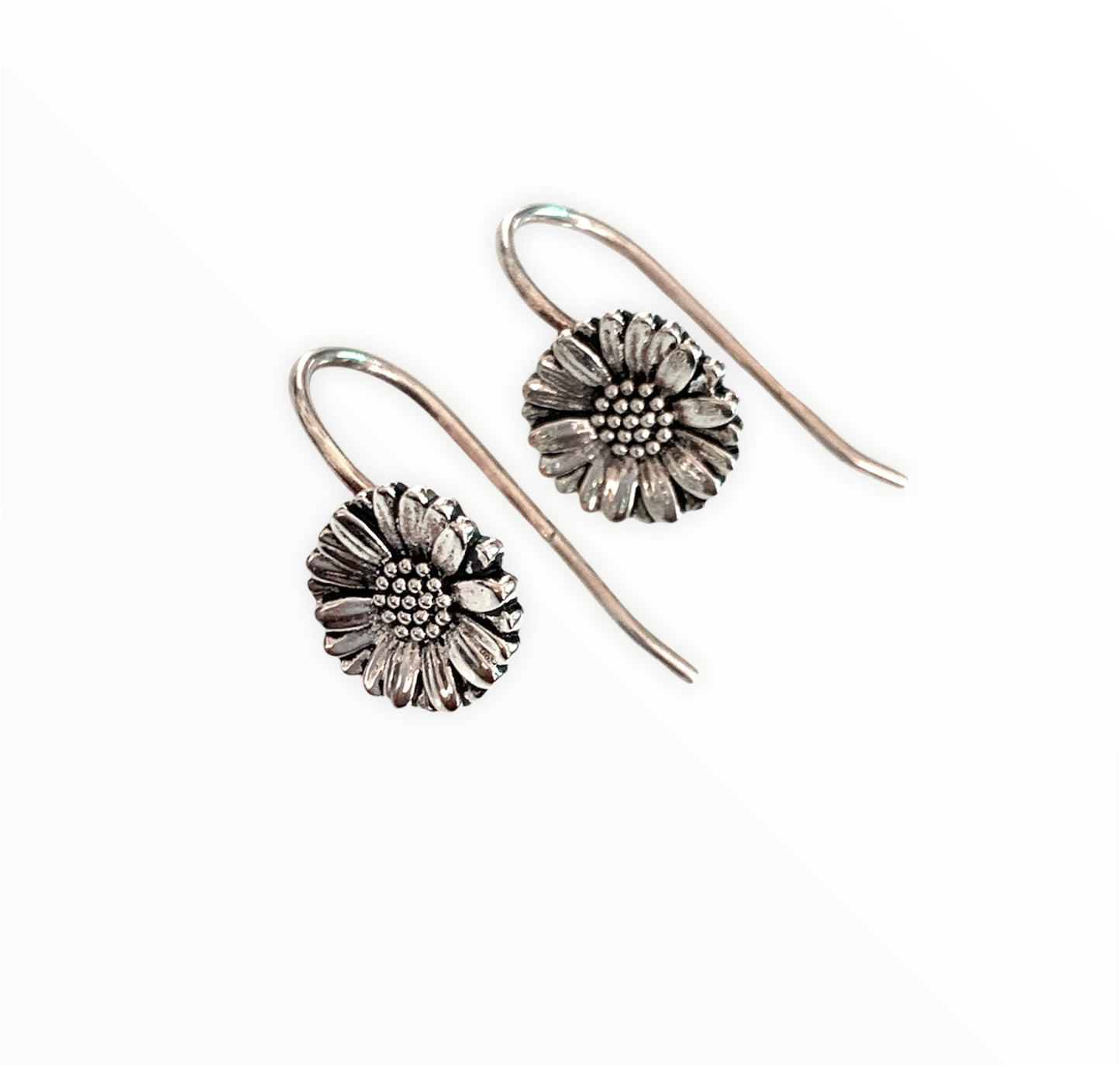 Silver Daisy Earrings